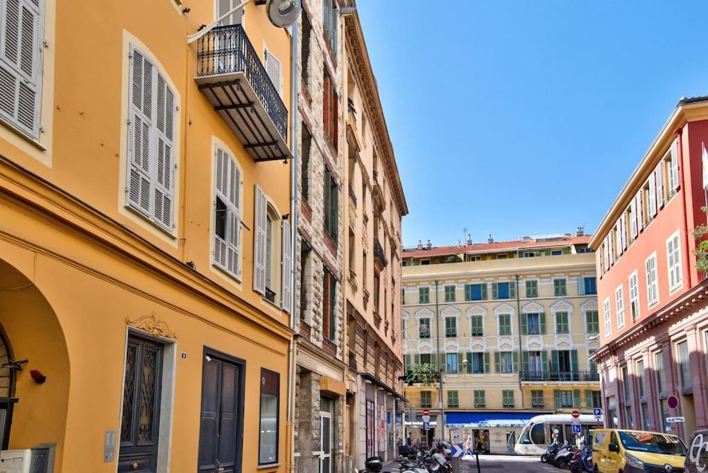 Very Nice 2P With All Comfort, City Center Ac/Wifi Exterior foto